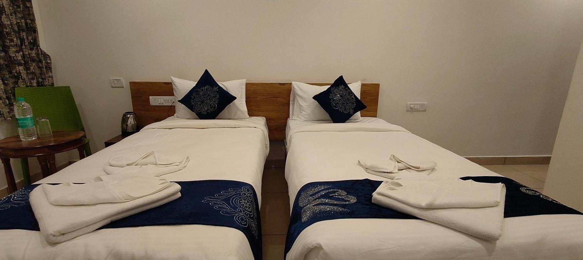 Hotel Amulya Regency Bayappanhalli Zewnętrze zdjęcie
