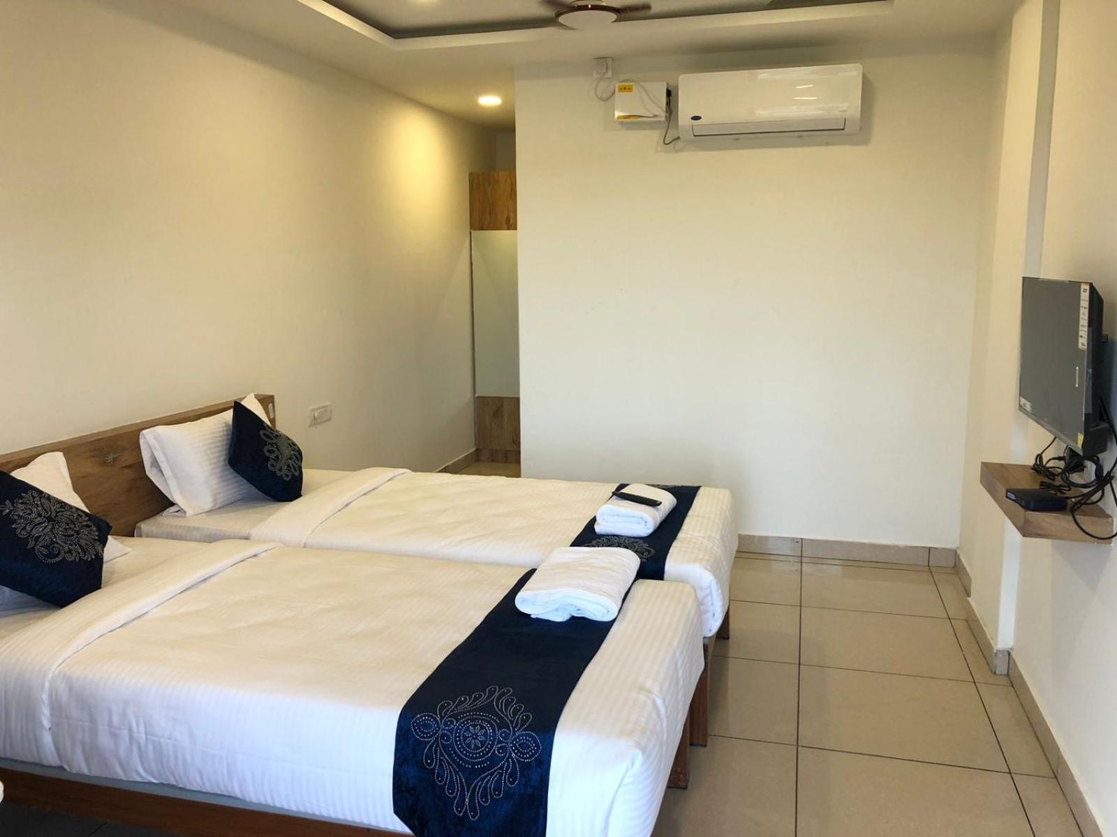 Hotel Amulya Regency Bayappanhalli Zewnętrze zdjęcie