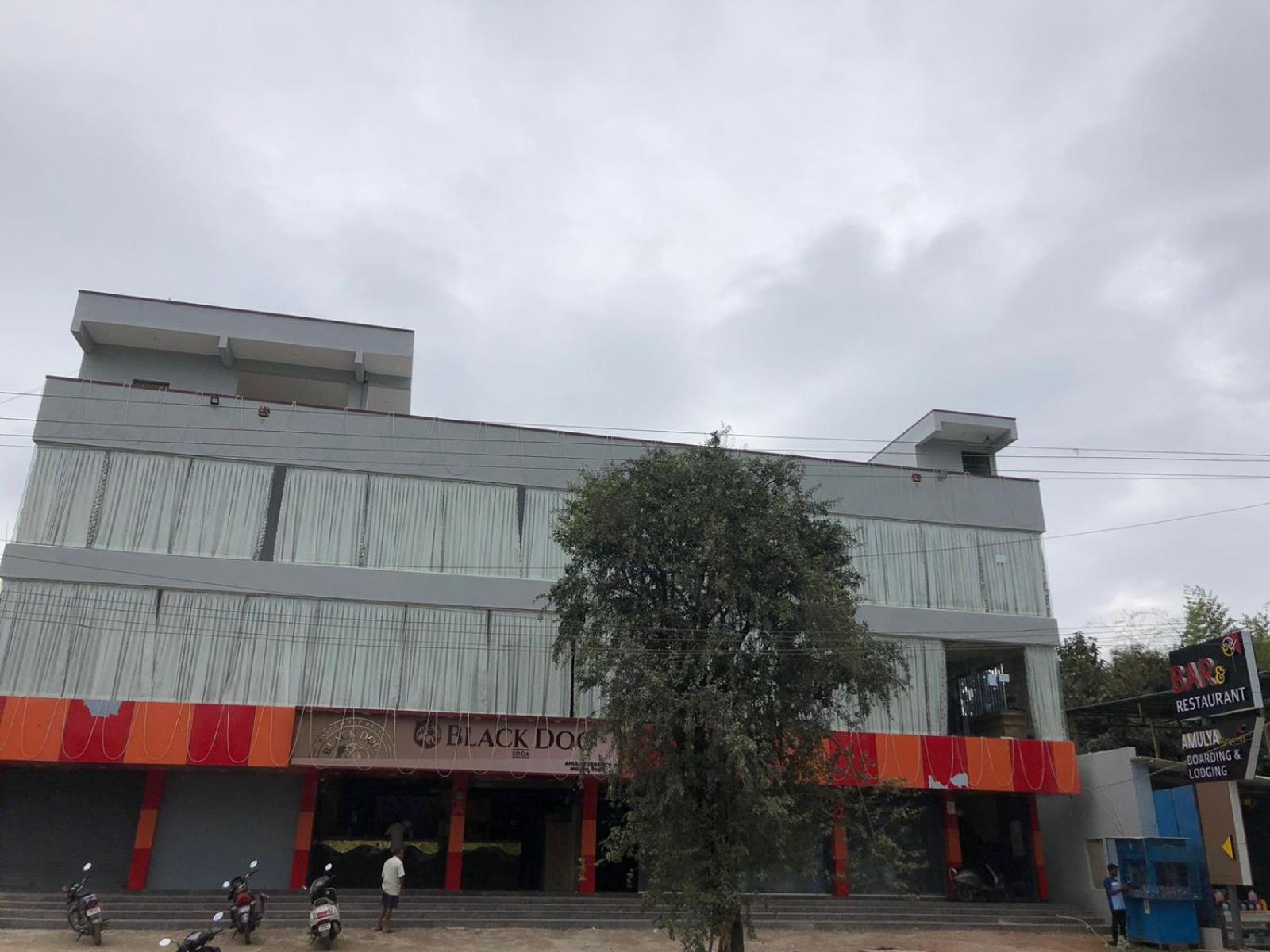 Hotel Amulya Regency Bayappanhalli Zewnętrze zdjęcie